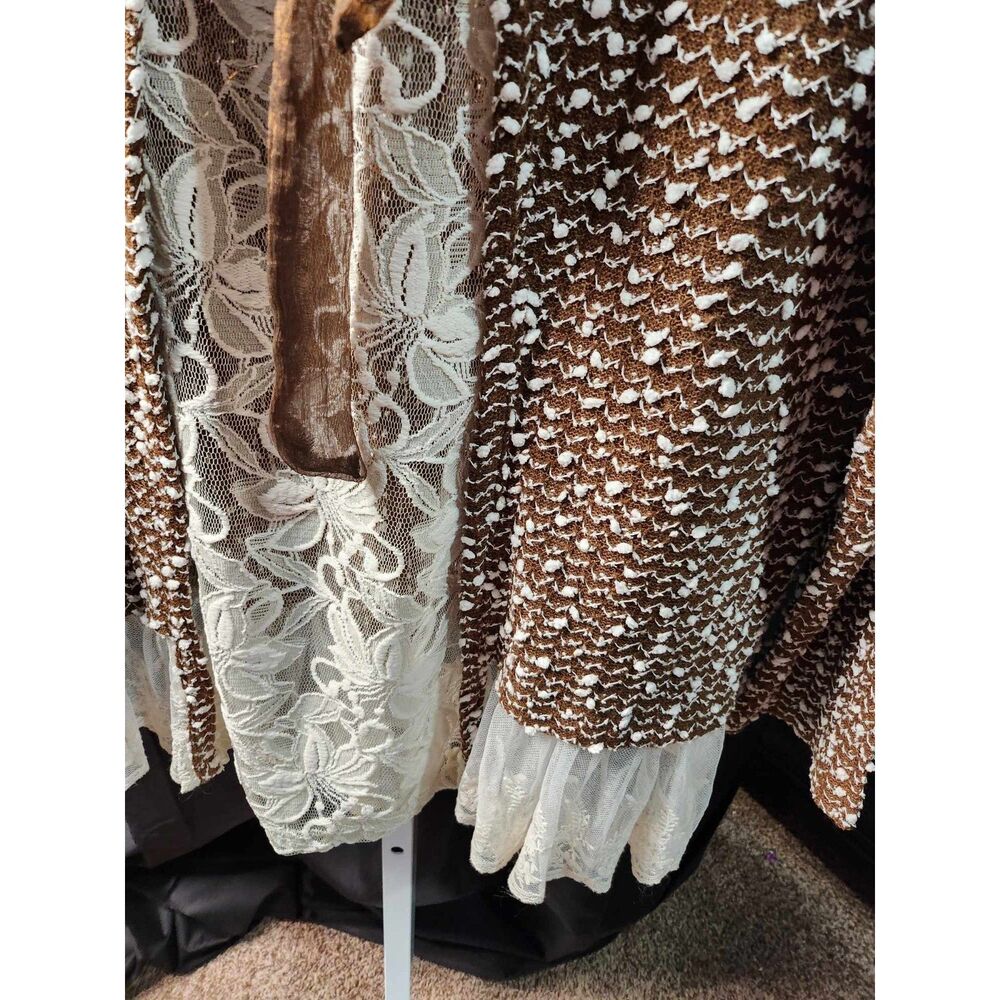 Unveiling the A'reve Textured Sweater: Boho Beauty in 2XL - Picture 3 of 9